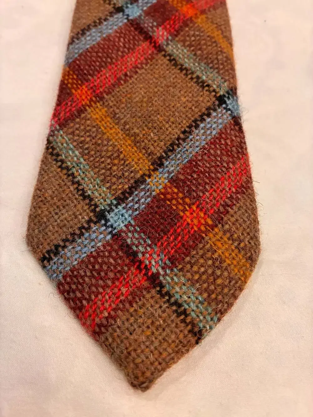 Woven in Scotland 100% Pure New Wool Brown Tartan Plaid Neck Tie